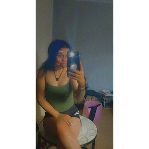 Meet your Posher, Onya